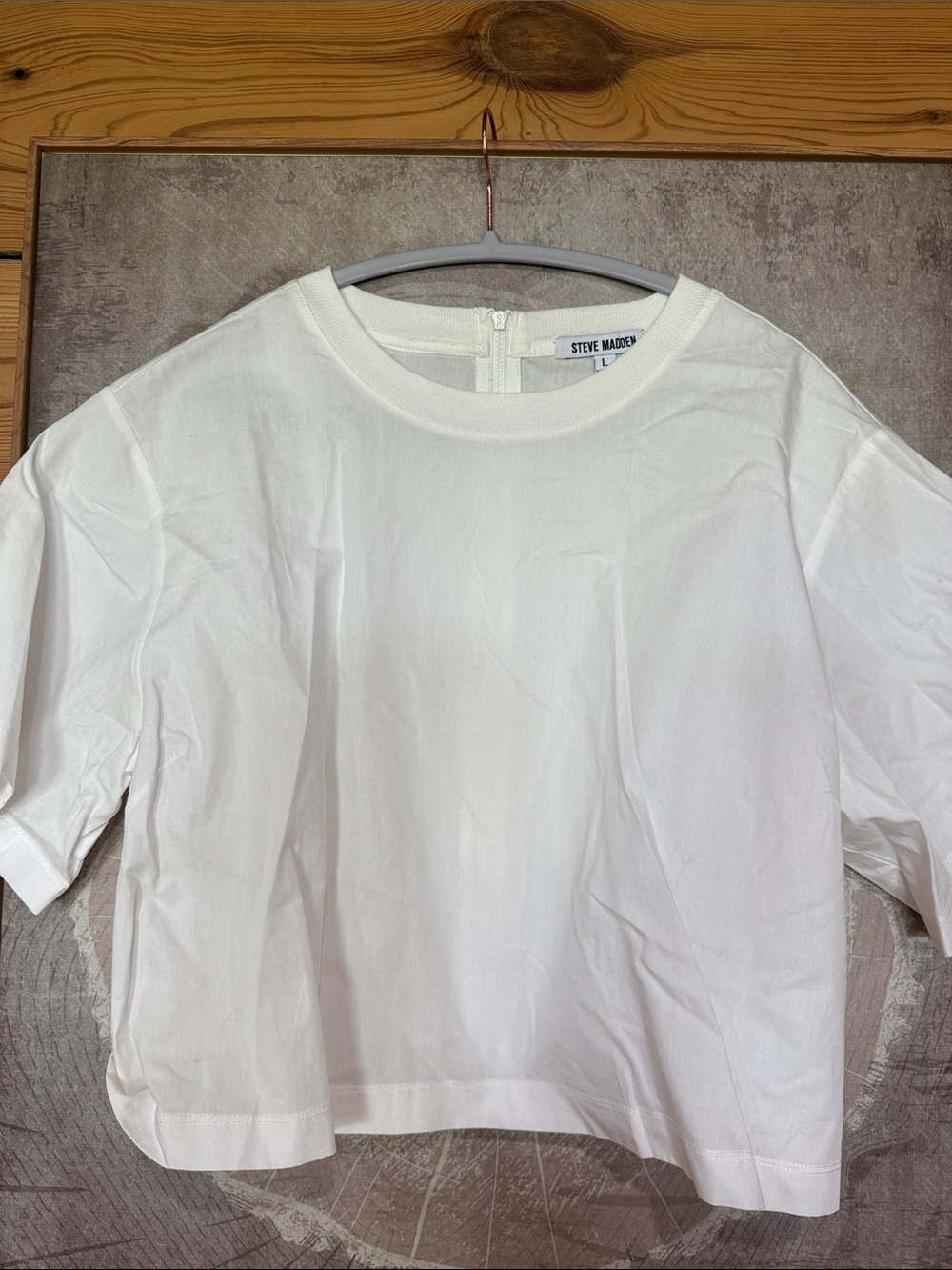 Zip Back Steve Madden White Short-Sleeve Boxy Tee
